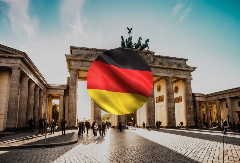 Niemcy miasto z flagą